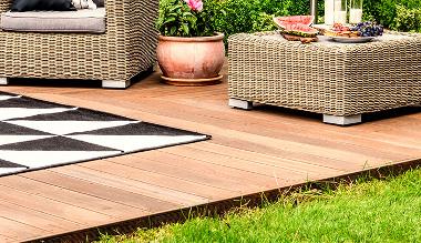 decking joining to lawn area